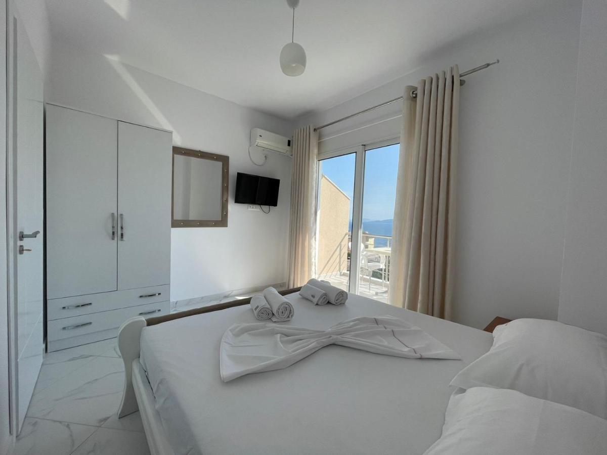 Villa Eden Breeze Sarandë エクステリア 写真