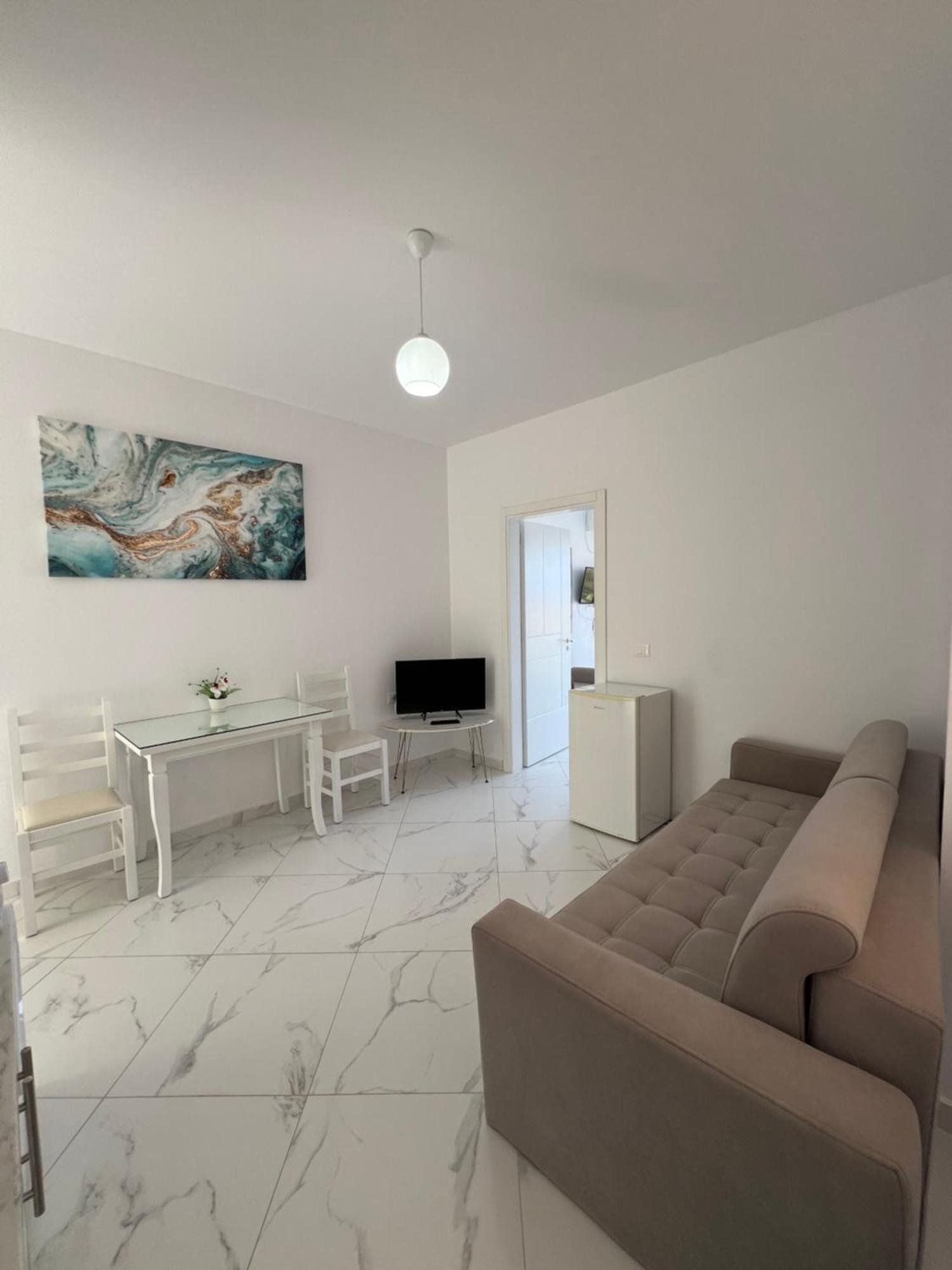Villa Eden Breeze Sarandë エクステリア 写真